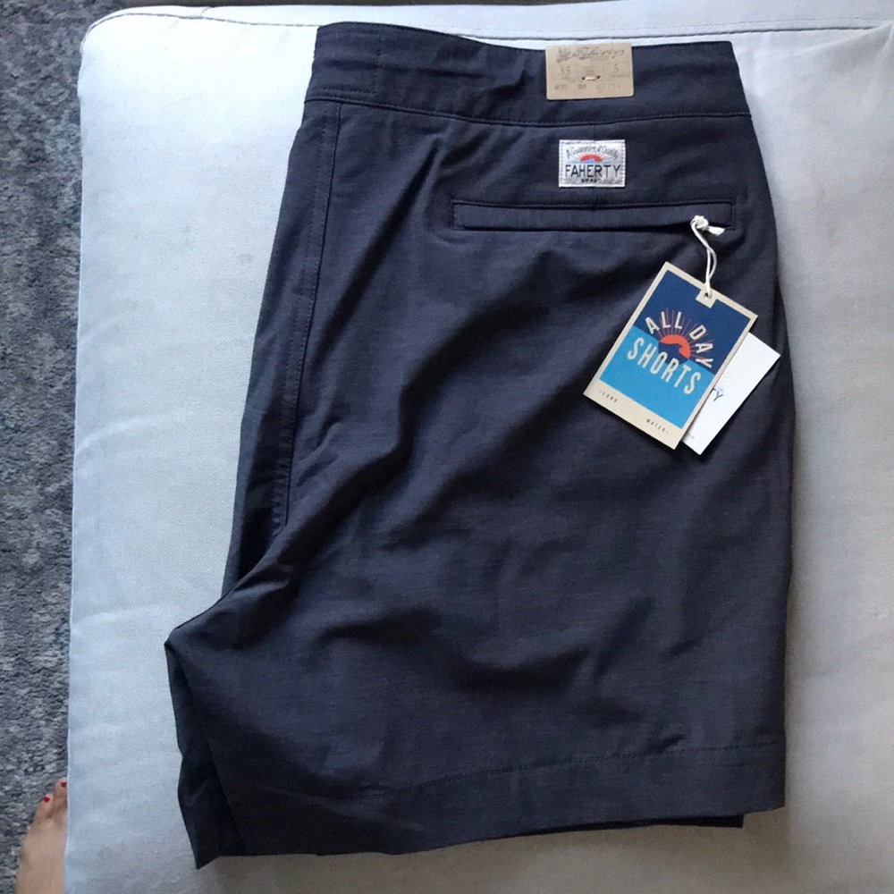 NWT Faherty All Day Shorts Charcoal Sz. 35 5”